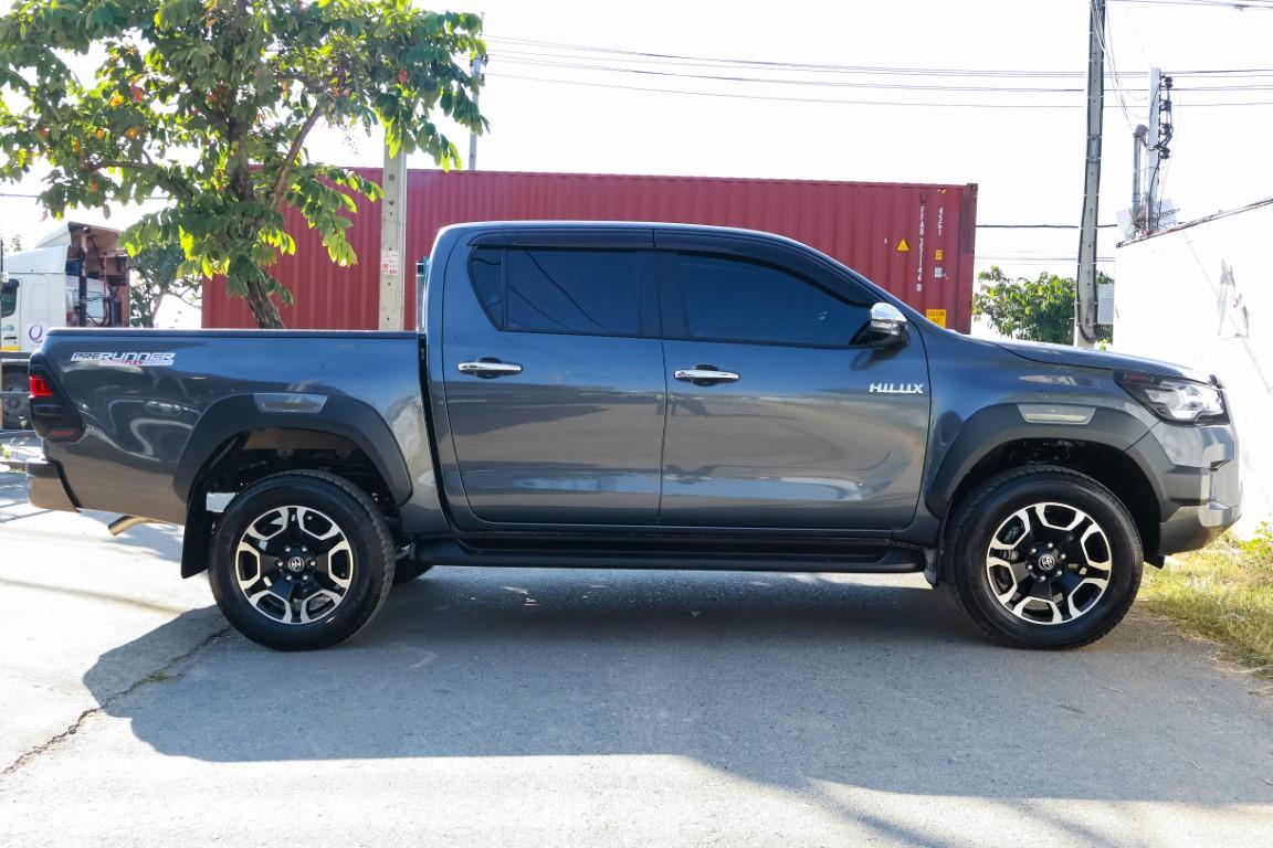 Toyota Hilux Revo Doublecab 2.4 Mid Prerunner A/T MNC 2023 *LK0579*